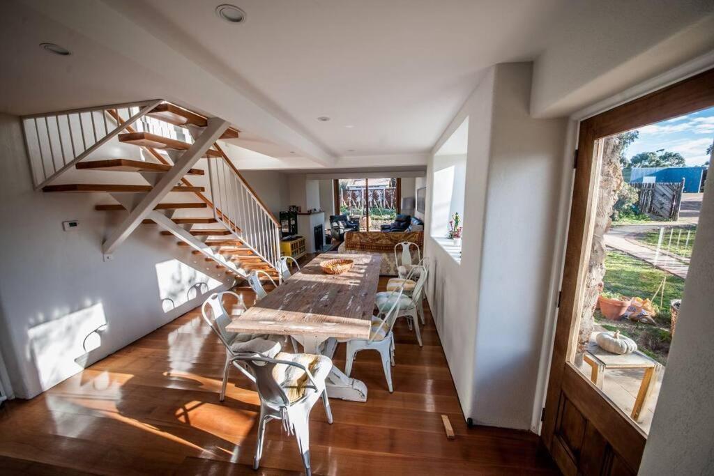 *Newly Relisted* Coach House At Lisdillon Vineyard Villa Little Swanport Kültér fotó