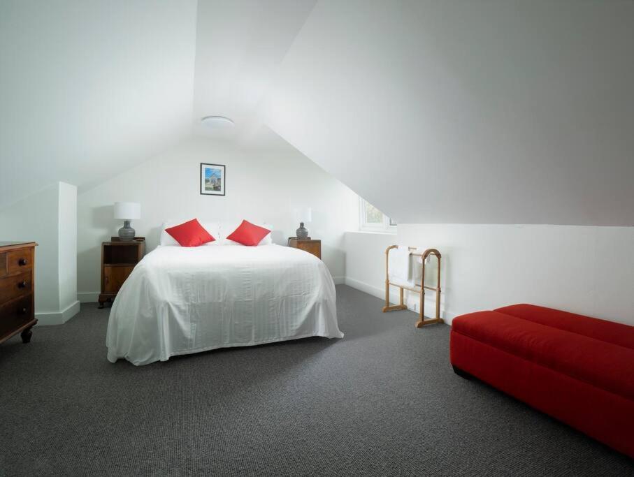 *Newly Relisted* Coach House At Lisdillon Vineyard Villa Little Swanport Kültér fotó